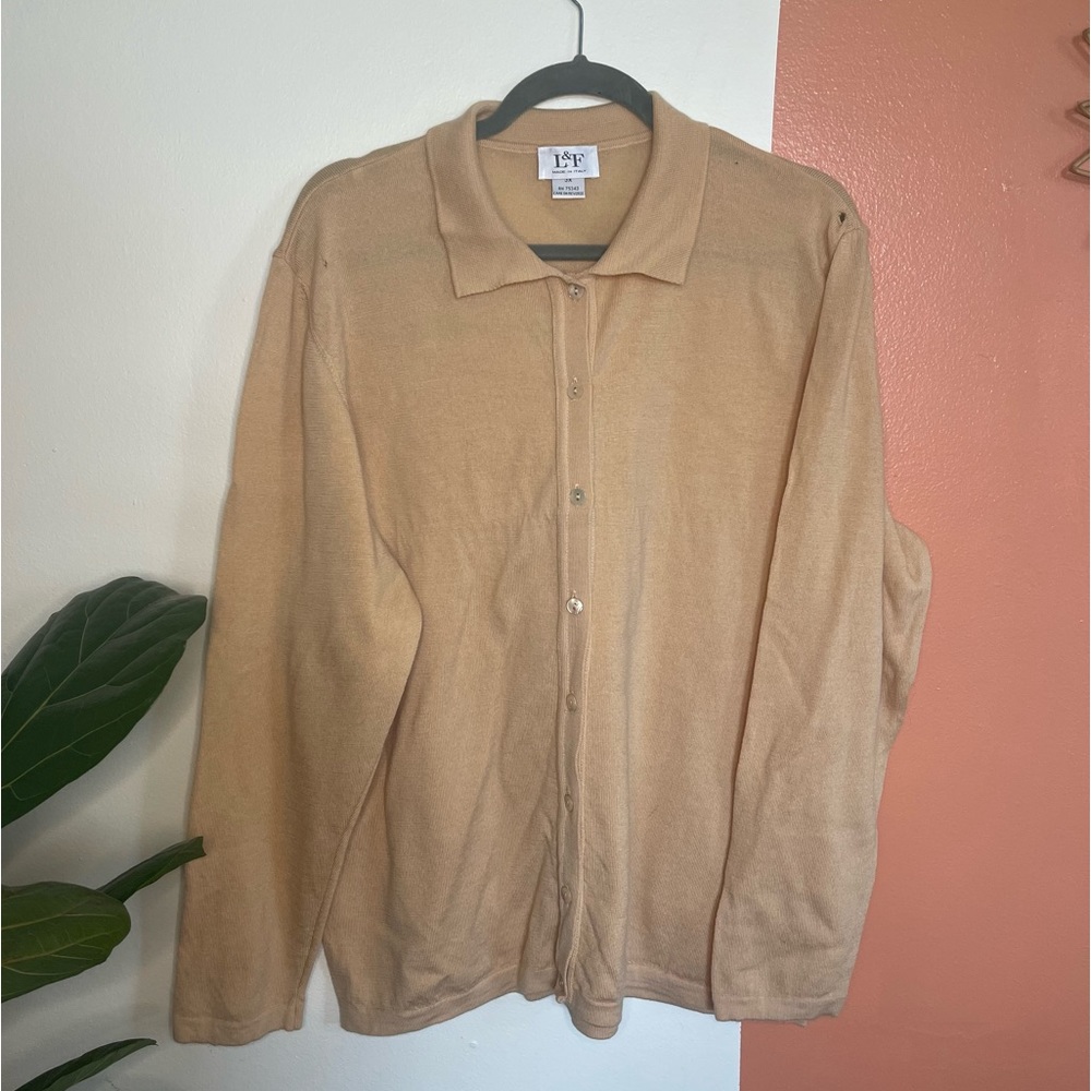 Vintage camel colored L&F collared button up sweater. Size 3x
